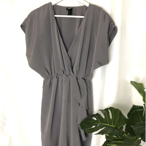 H&M Dresses & Skirts - 3/$21 H&M Women's Midi Wrap Dress Gray Size 8